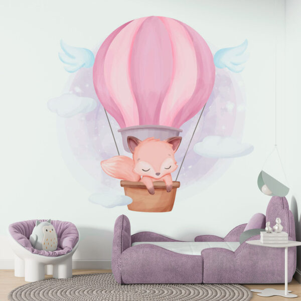 O vulpe de desene animate într-un balon cu aer cald O vulpe de desene animate într-un balon cu aer cald
