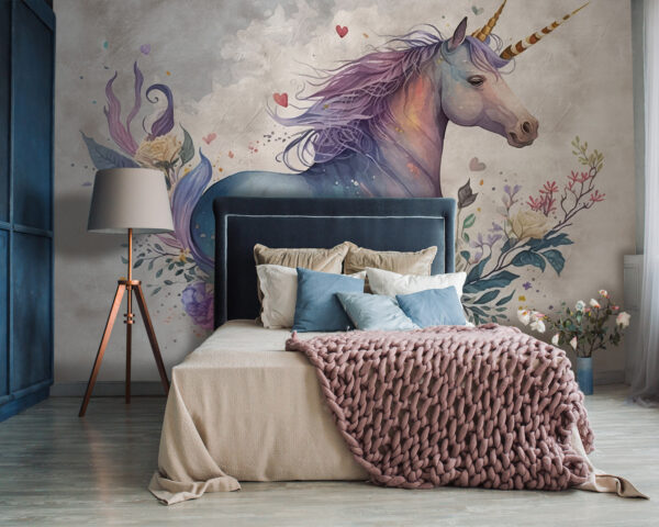 Un unicorn cu flori și frunze Un unicorn cu flori și frunze
