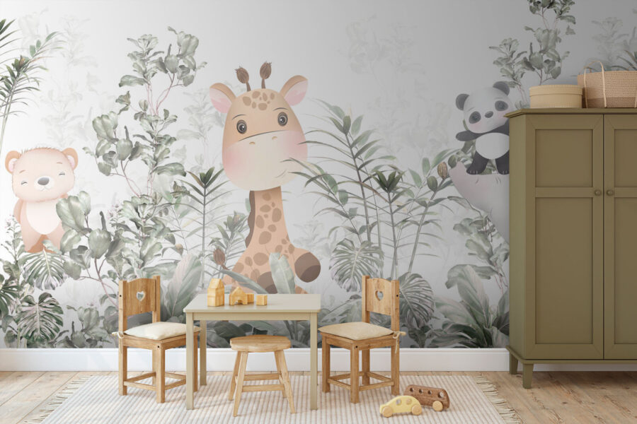 Girafă și panda într-o pădure