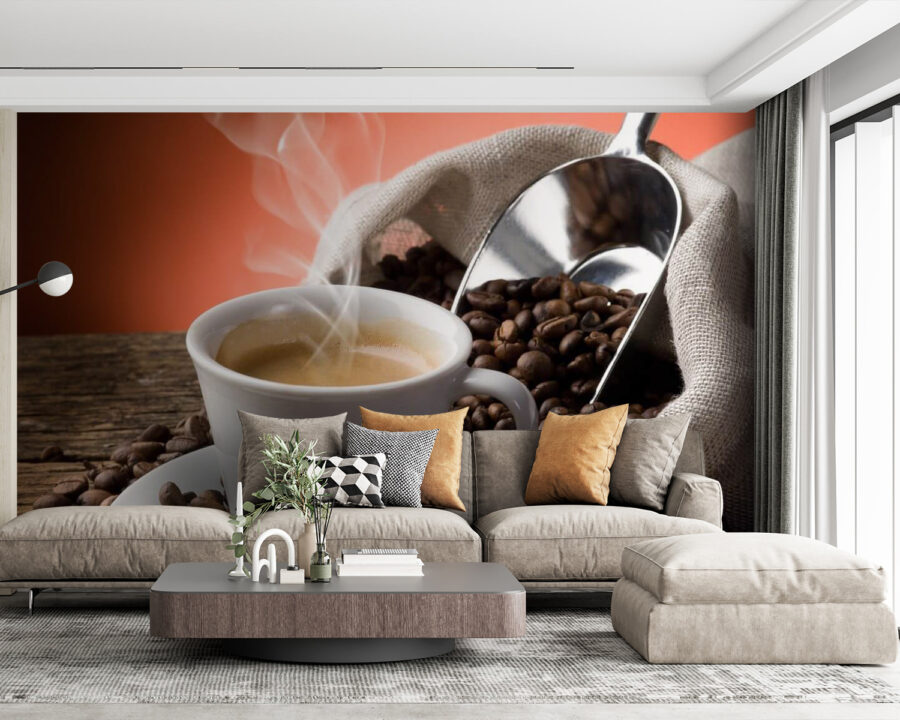 Ceașcă de cafea cu abur și boabe de cafea