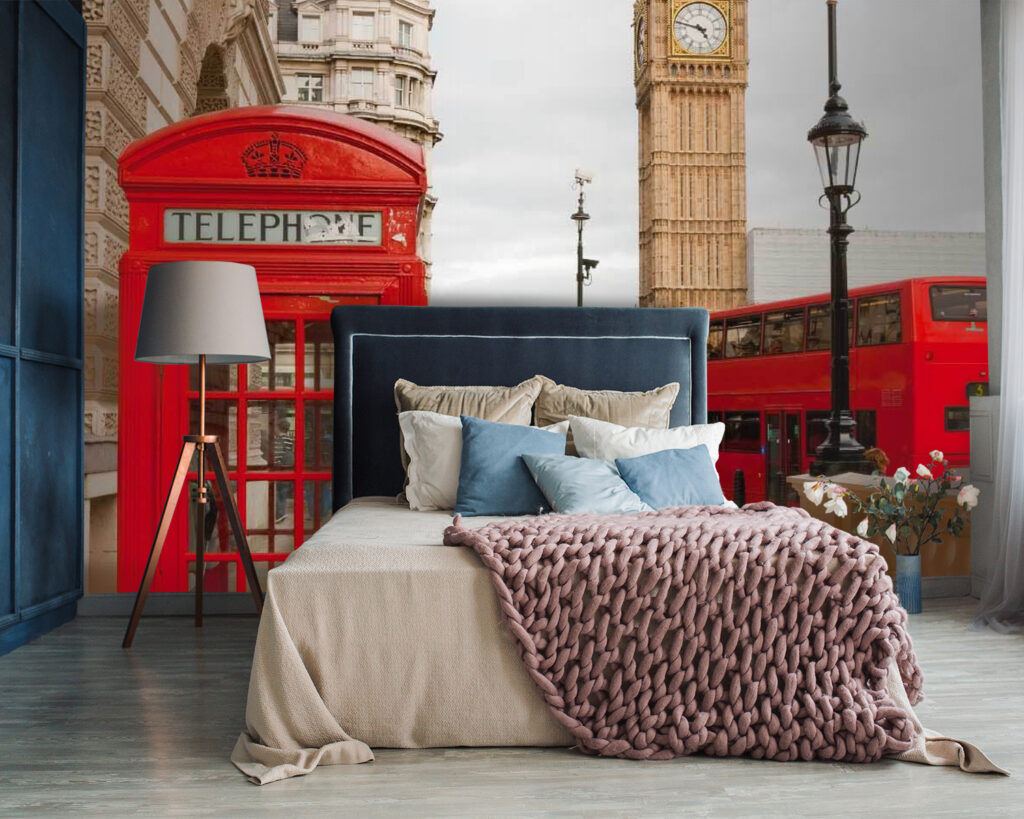 u55730pib87 1024x819 - Cabină telefonică roșie într-un oraș - tegory