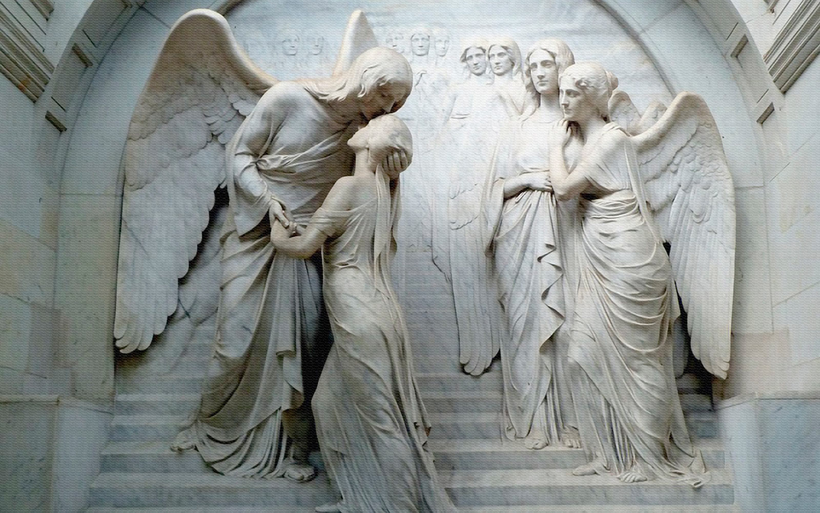 Statuia unui bărbat care sărută o femeie u16079p - Statuia unui bărbat care sărută o femeie - tegory