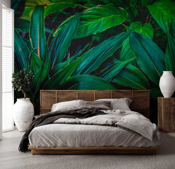 Frunze tropicale luxuriante în verde vibrant Frunze tropicale luxuriante în verde vibrant