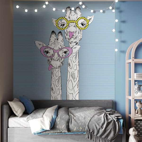 O girafă purtând ochelari O girafă purtând ochelari