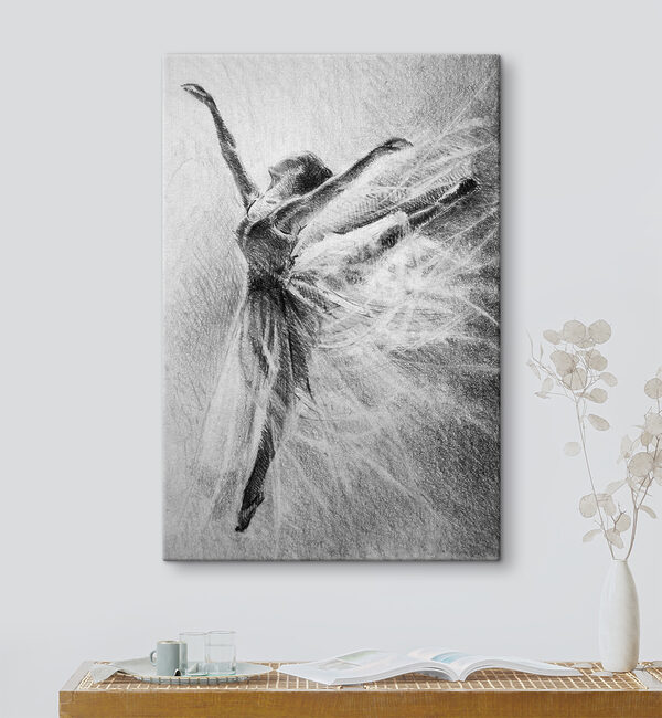 Un desen de o femeie care dansează Un desen de o femeie care dansează