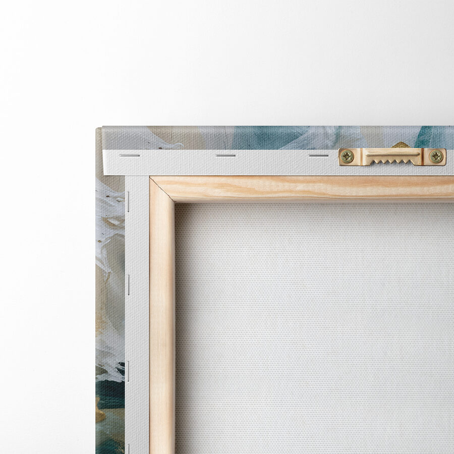 Oceanul întâlnește eleganța metalică Oceanul întâlnește eleganța metalică