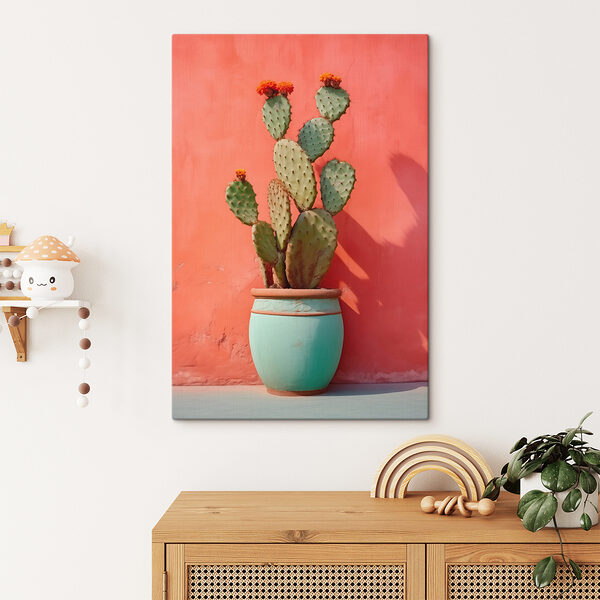 Cactus într-un ghiveci lângă un perete Cactus într-un ghiveci lângă un perete