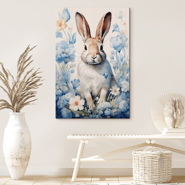 Pictura unui iepure înconjurat de flori Pictura unui iepure înconjurat de flori