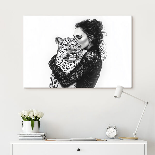 Femeie îmbrățișând un leopard Femeie îmbrățișând un leopard