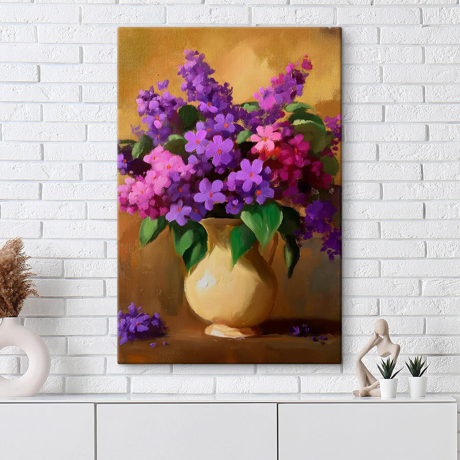 Pictura de flori violet într-o vază Pictura de flori violet într-o vază