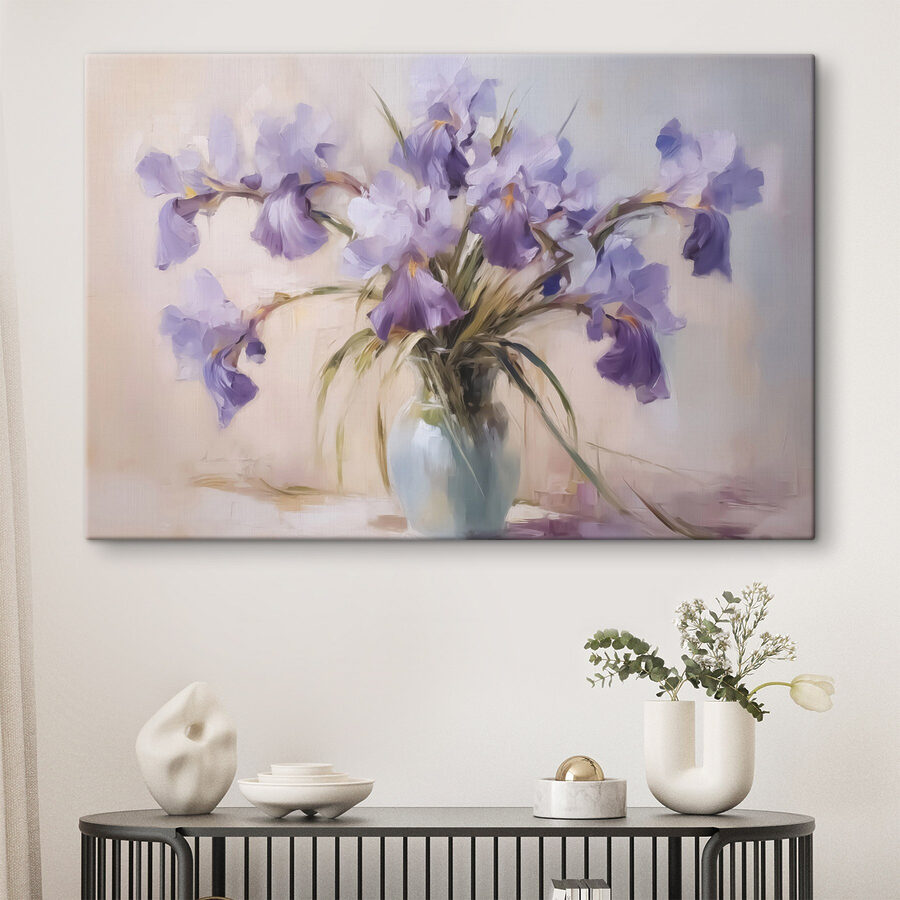 Pictura de flori violet într-o vază