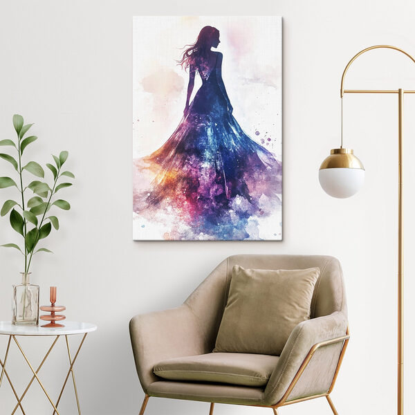 Femeie în rochie Femeie în rochie