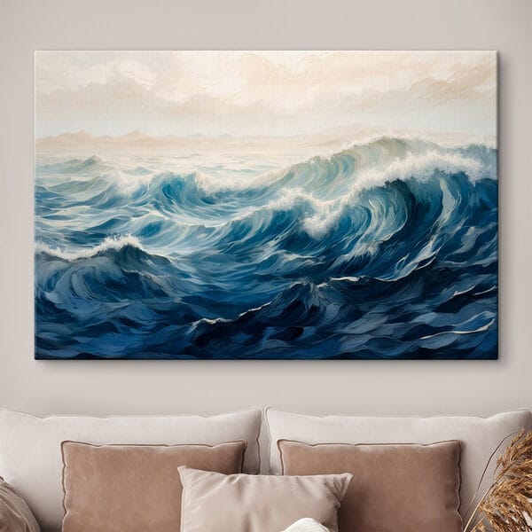 Valuri mari în ocean Valuri mari în ocean