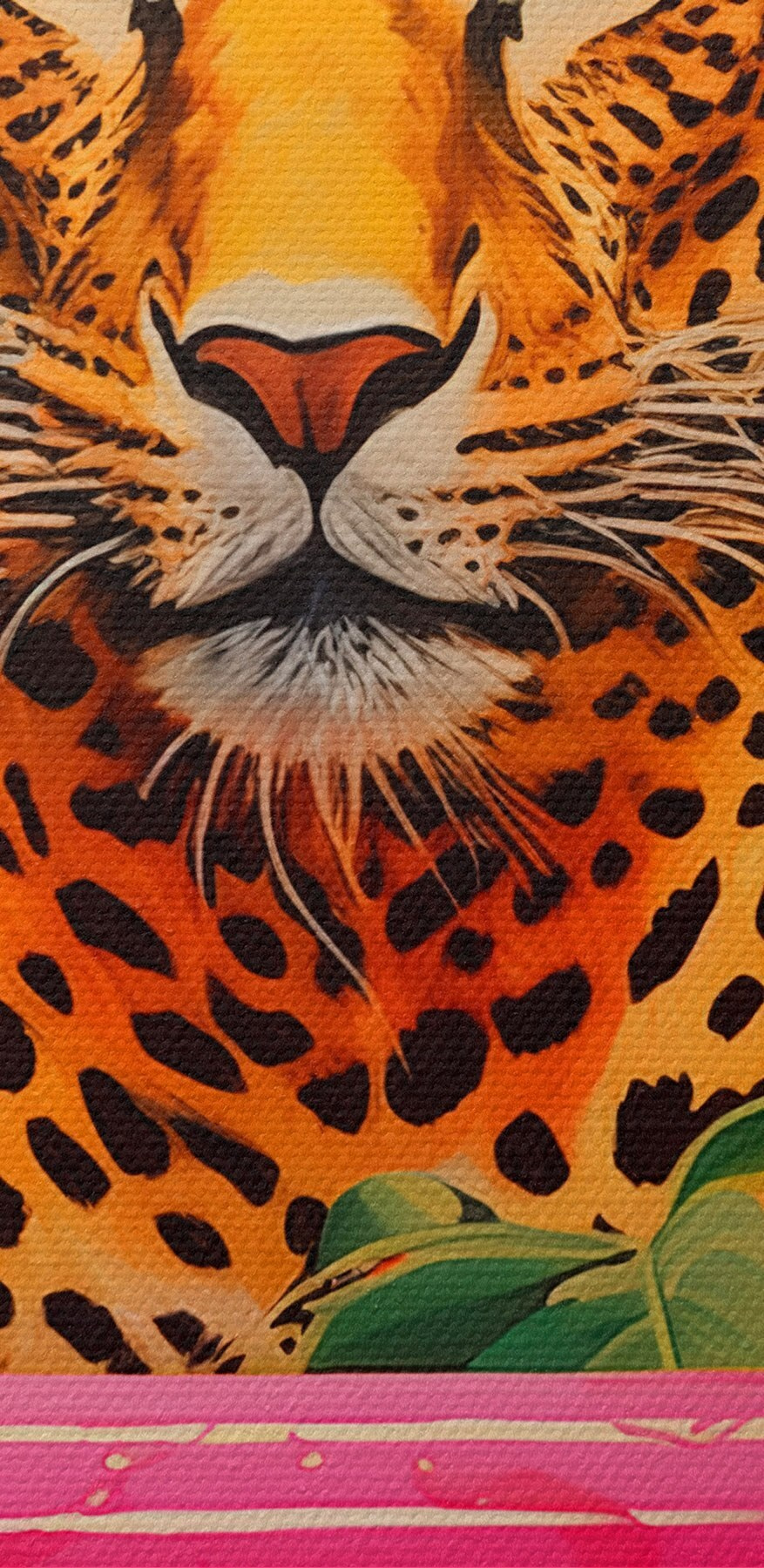 Cheetah într-o cadă roz cu plante