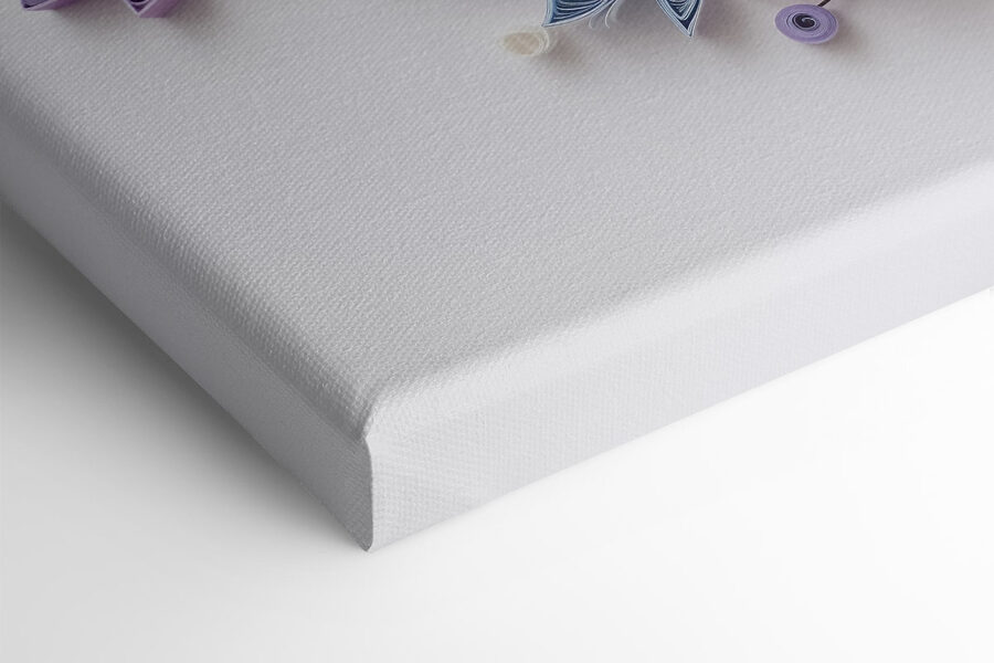 Floare de hârtie realizată cu benzi de hârtie