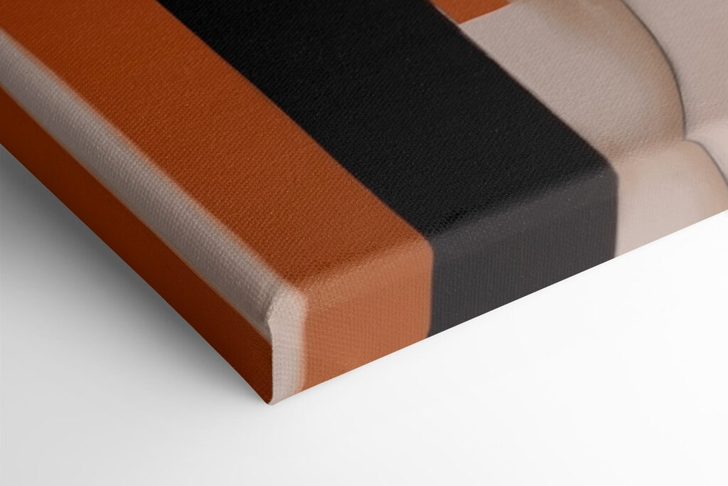 Group of people's faces painted on a wall