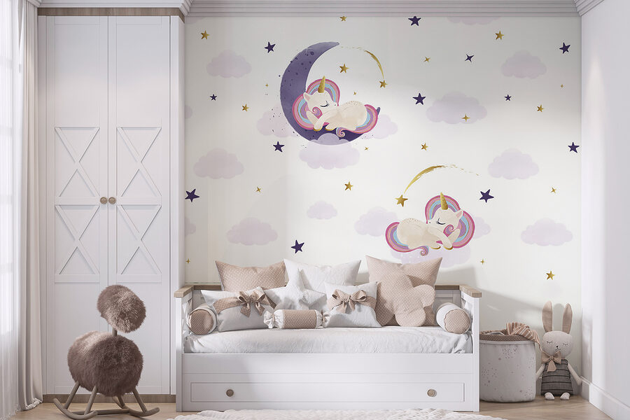 Un unicorn care doarme pe lună
