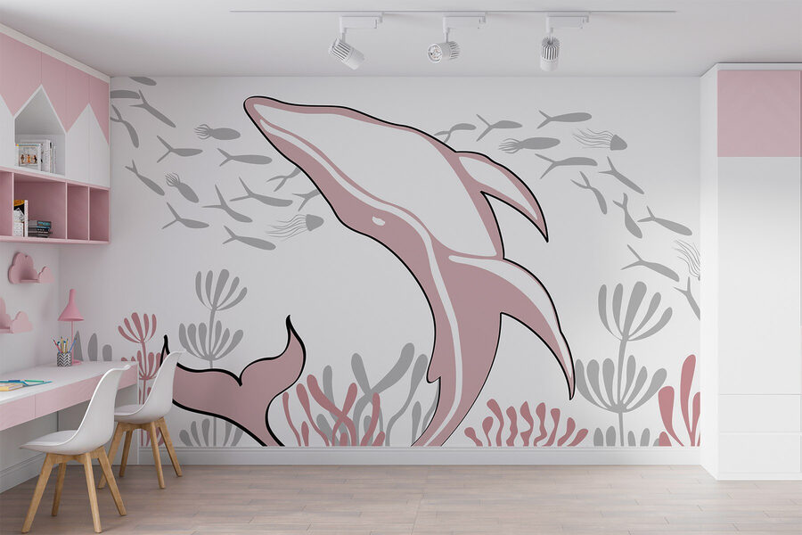 Delfin înotând în ocean