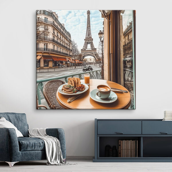 Tablouri Masă cu o farfurie de mâncare și o ceașcă de cafea pe ea