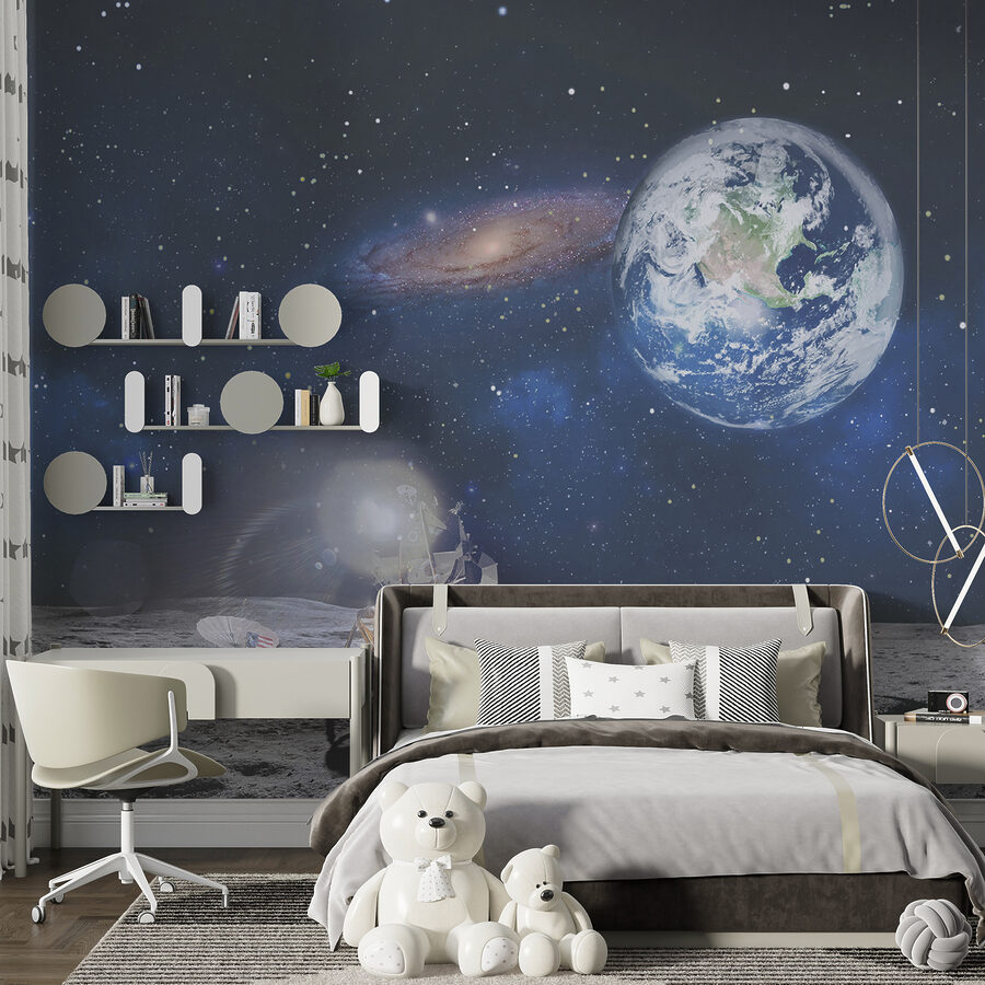 Luna cu o planetă și stele și o planetă în fundal