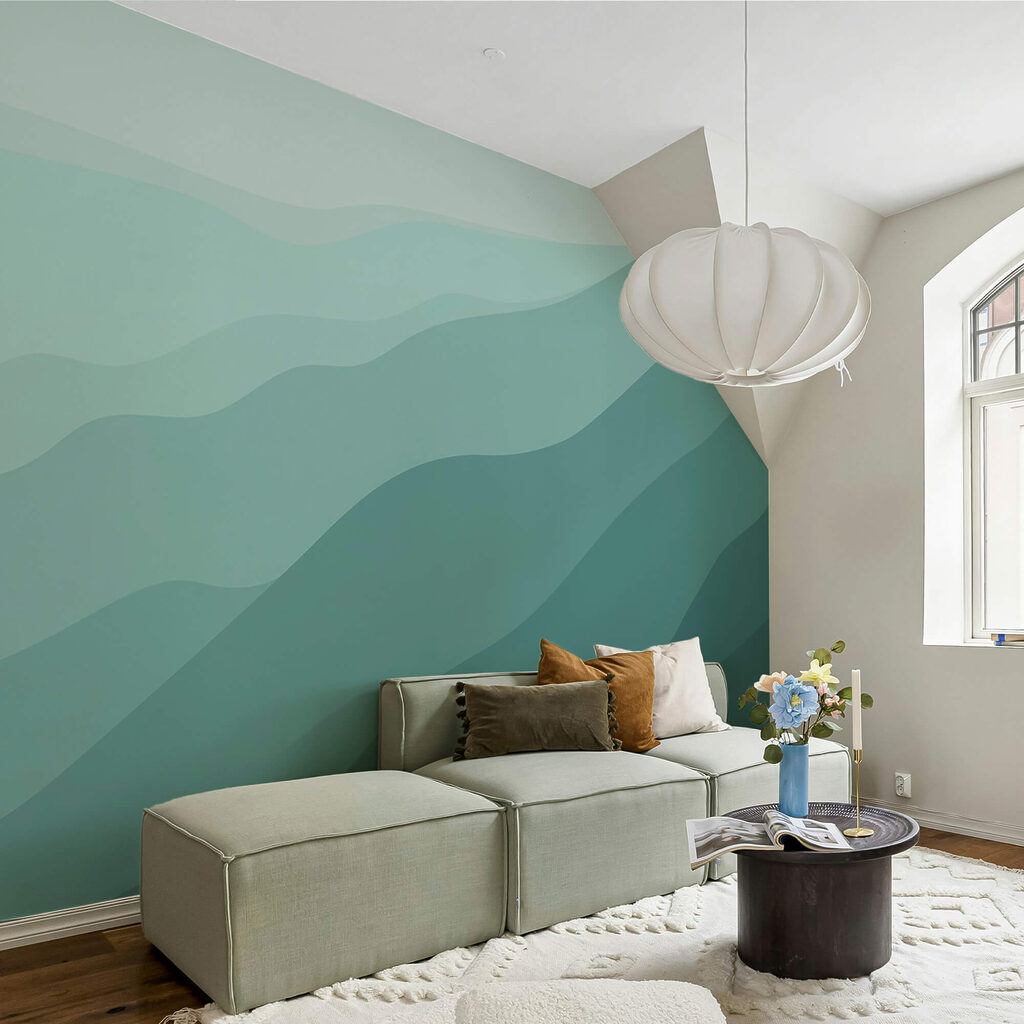 Dealuri verzi cu cer albastru