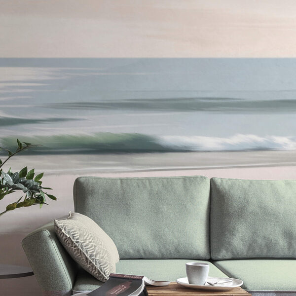 Plajă cu valuri și nisip