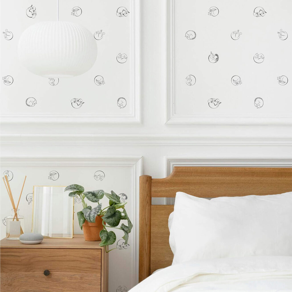 Fundal alb cu puncte negre