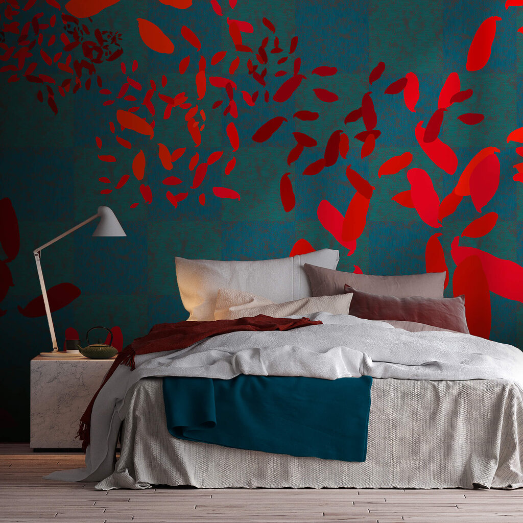 Frunze roșii pe fundal albastru