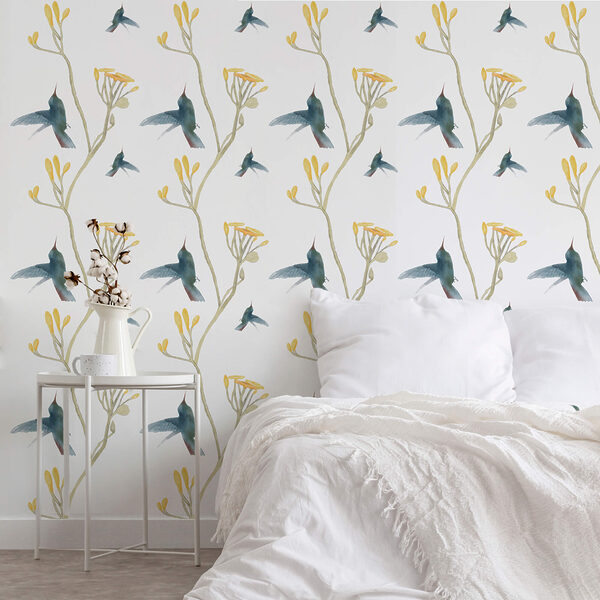 Model cu păsări și flori