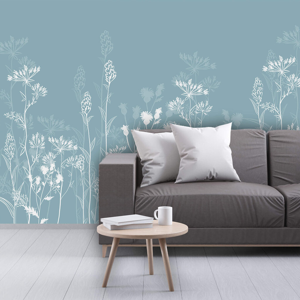 Flori albe pe fond albastru