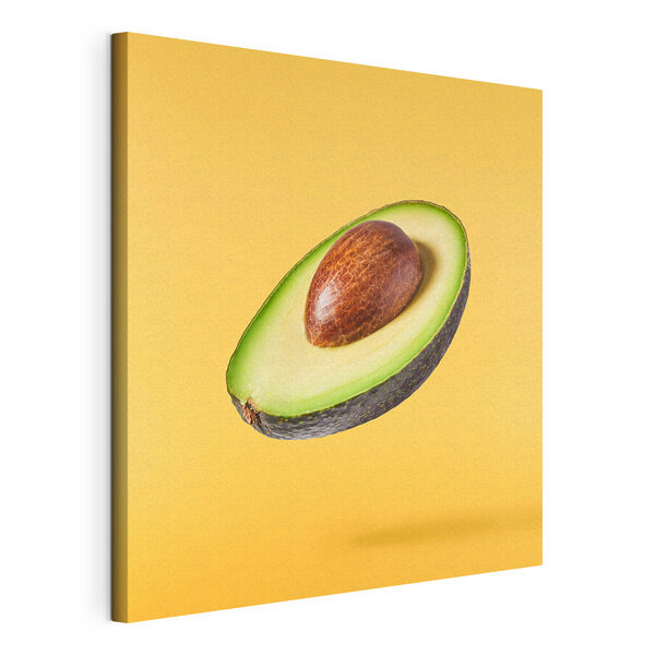 Un avocado tăiat în două Tablouri Un avocado tăiat în două