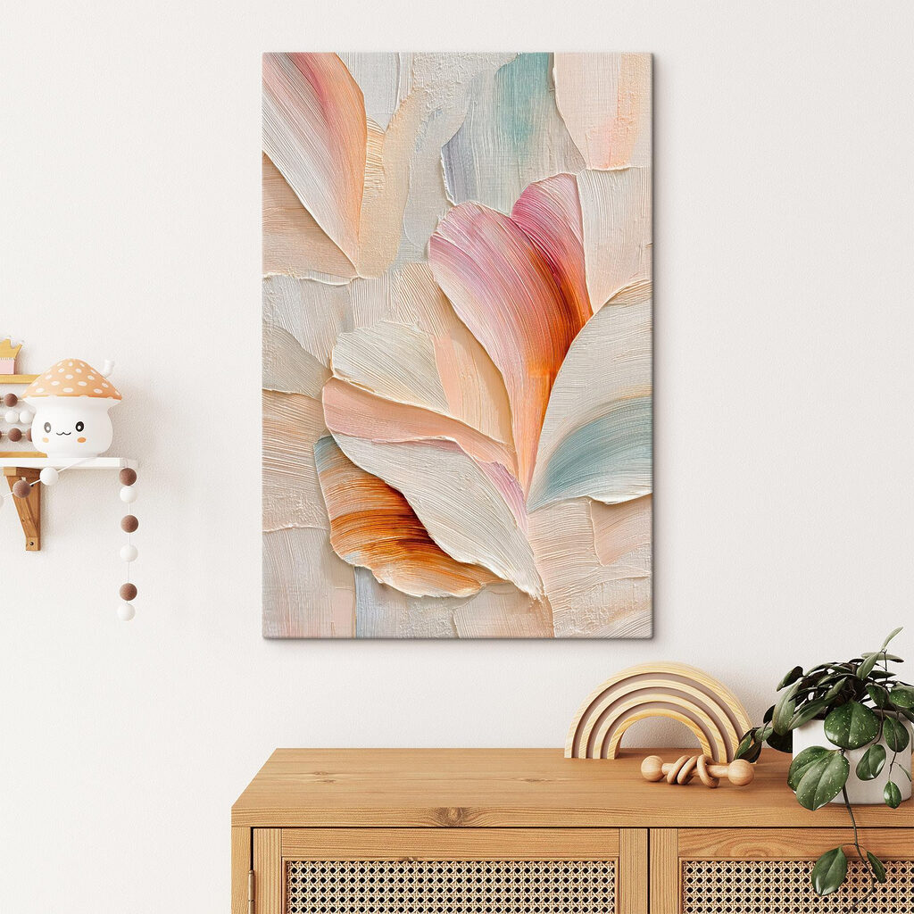 - Nuanțe delicate ale petalelor abstracte