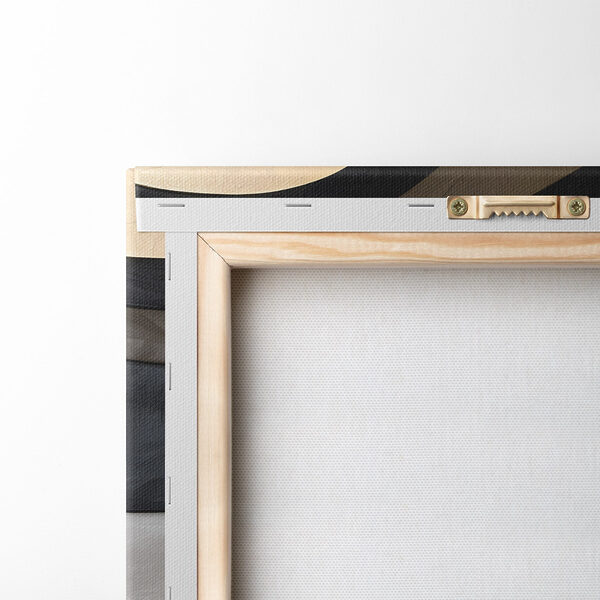 Fluid lines in a dynamic composition